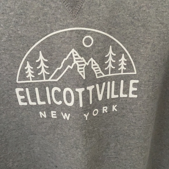 crewneck - Picture 2 of 3